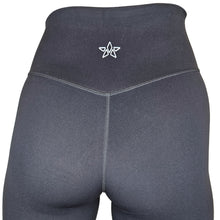 Load image into Gallery viewer, Master Athletics Women's High Rise 7/8 Performance Legging
