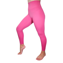 Load image into Gallery viewer, Master Athletics Women's High Rise 7/8 Performance Legging