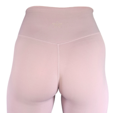 Load image into Gallery viewer, Master Athletics Women's High Rise 7/8 Performance Legging