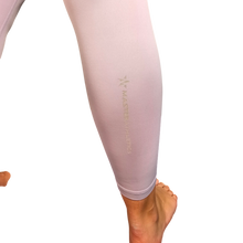 Load image into Gallery viewer, Master Athletics Women's High Rise 7/8 Performance Legging